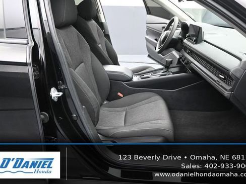 Used 2023 Honda Accord EX image 39