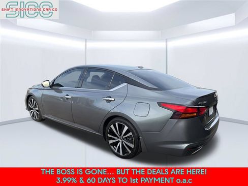 Used 2020 Nissan Altima 2.0 Platinum FWD image 4