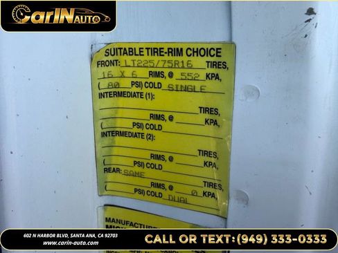 Used 2016 Chevrolet Express 4500 RWD image 14