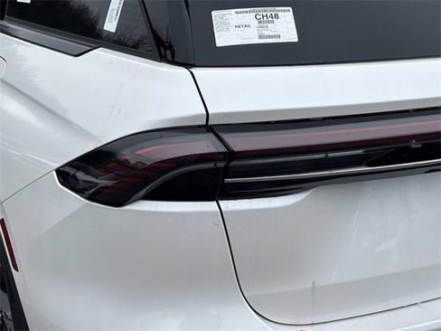 New 2026 Lincoln Nautilus Premier w/ Jet Appearance Package image 11