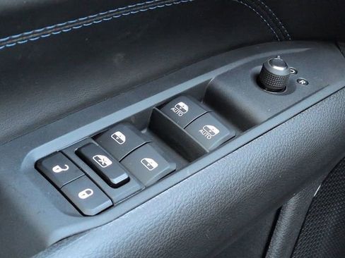 New 2026 Jeep Compass Latitude AWD/4WD image 22