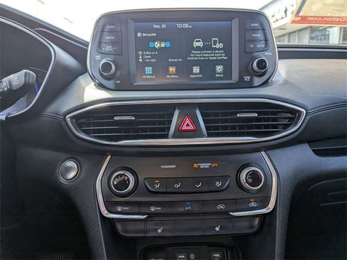 Used 2019 Hyundai Santa Fe SEL image 19