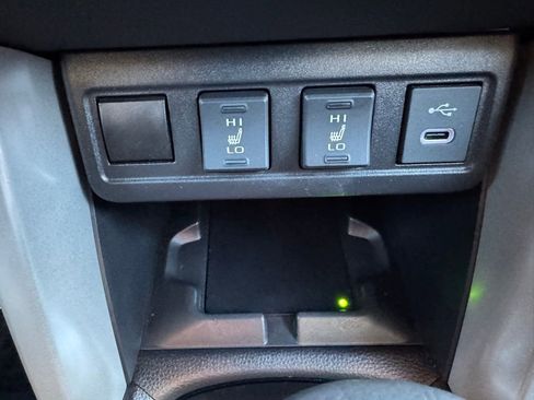 Used 2024 Toyota Corolla Cross AWD Hybrid image 18