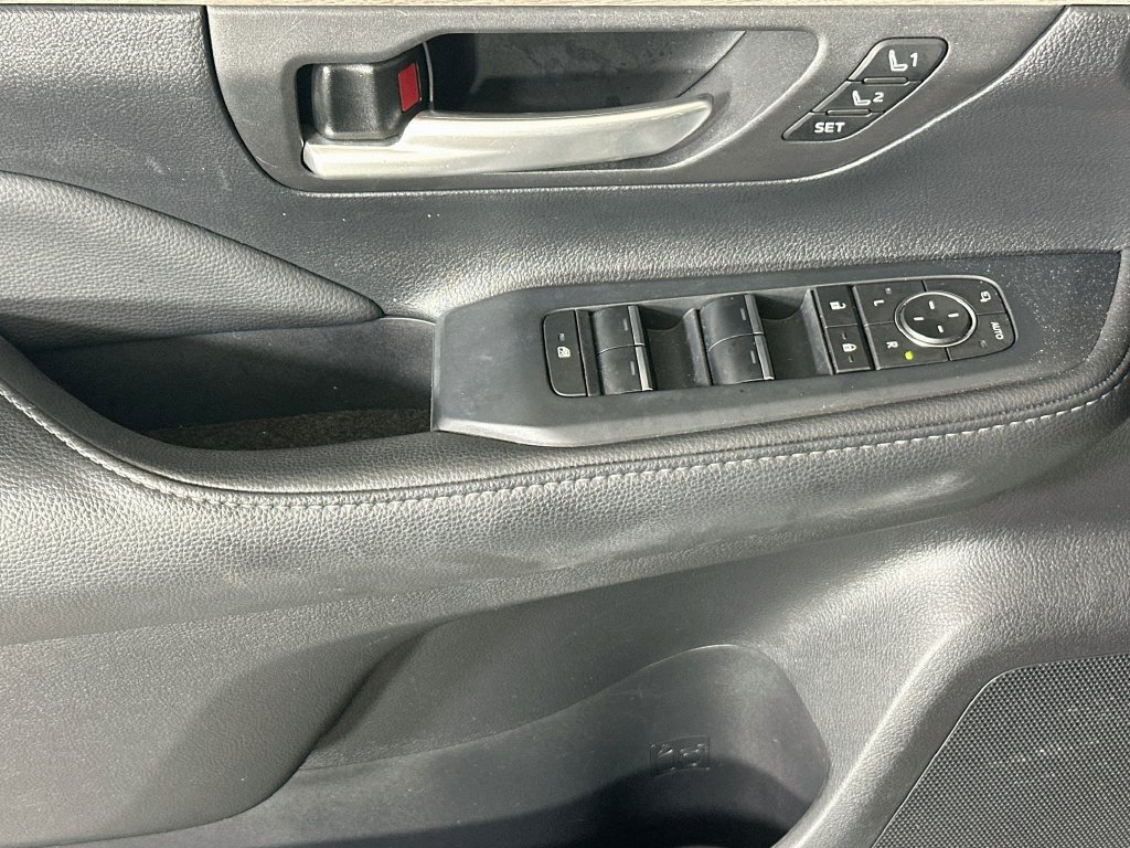Used 2024 Toyota Grand Highlander AWD Hybrid image 14