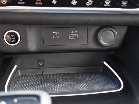 Used 2023 Nissan Rogue Platinum w/ Platinum Premium Package AWD/4WD image 44