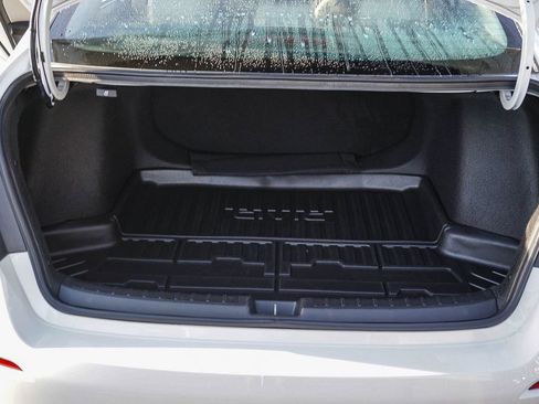 Used 2023 Honda Civic LX image 25