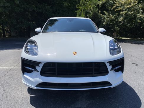 Used 2020 Porsche Macan S AWD/4WD image 3