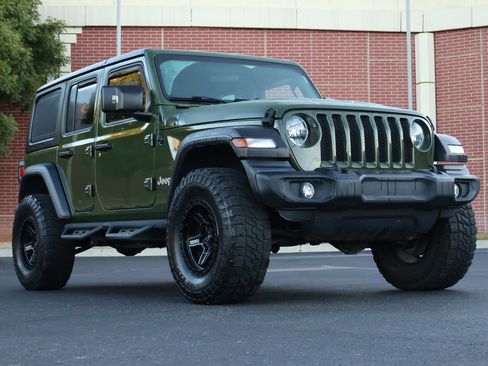 Used 2021 Jeep Wrangler Unlimited Sport image 1