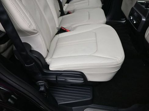 Used 2020 Ford Expedition Platinum AWD/4WD image 28