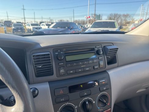 Used 2006 Toyota Corolla LE image 18