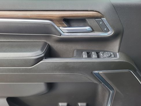 Used 2024 Chevrolet Silverado 2500 LT image 20