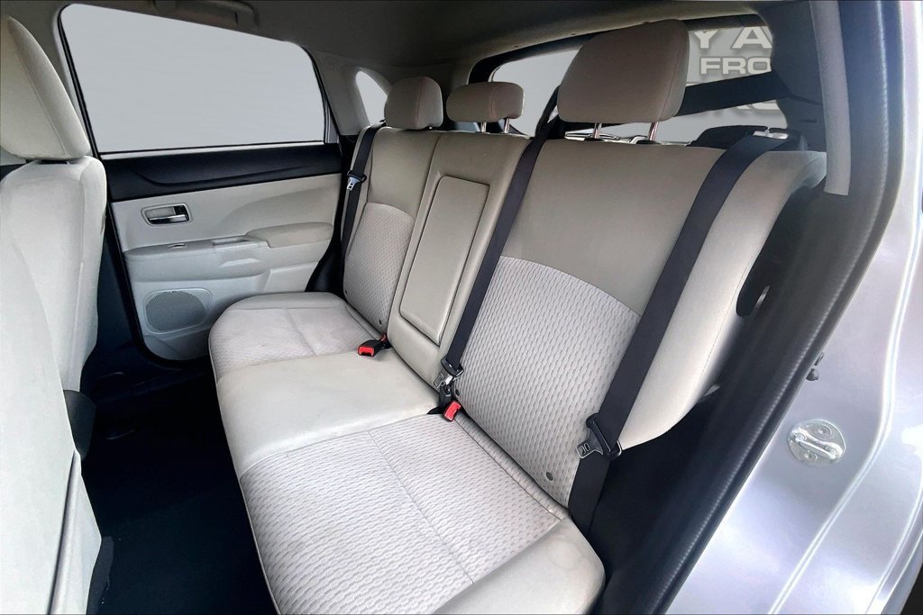 Used 2017 Mitsubishi Outlander Sport ES FWD image 24
