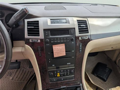 Used 2007 Cadillac Escalade AWD image 15