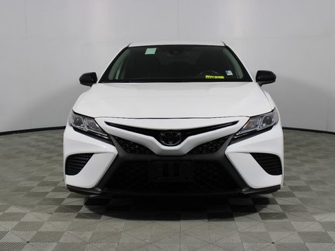 Used 2019 Toyota Camry SE FWD image 18