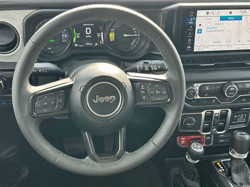 Used 2025 Jeep Wrangler Unlimited Sport S 4xe AWD/4WD image 23