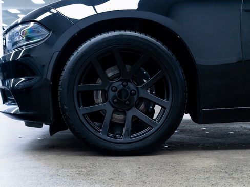 Used 2016 Dodge Charger R/T image 7