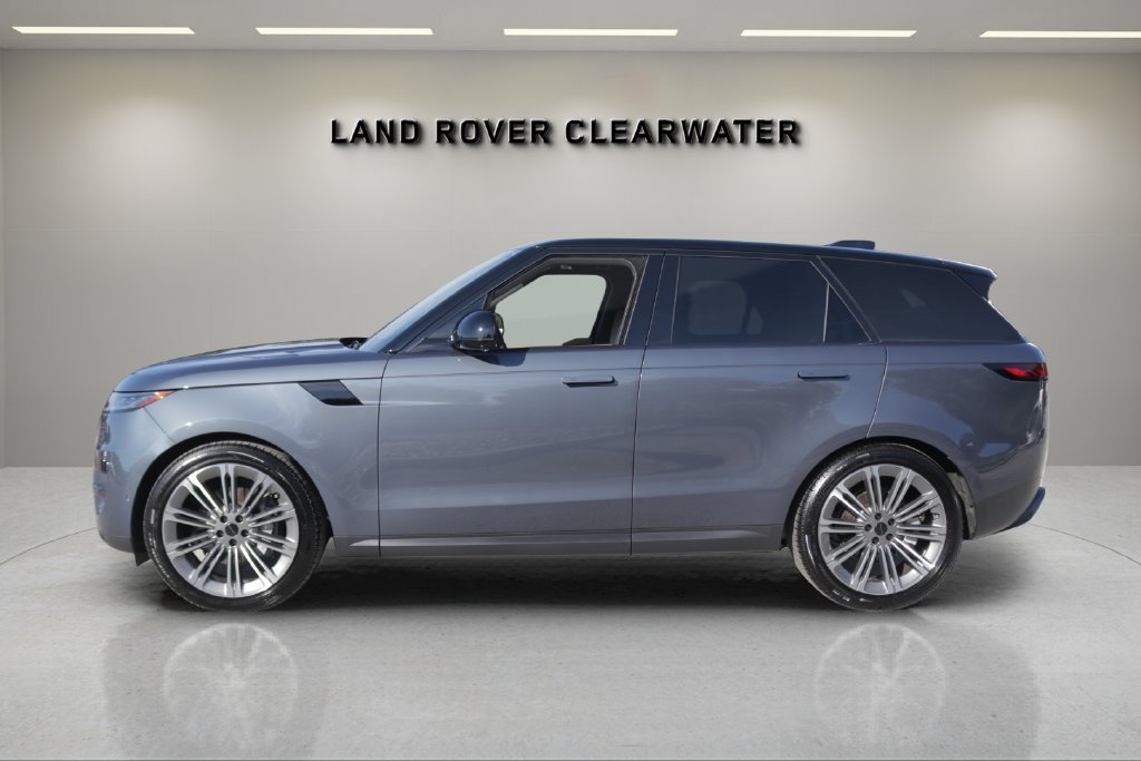 New 2027 Land Rover Range Rover Sport SE AWD/4WD image 2