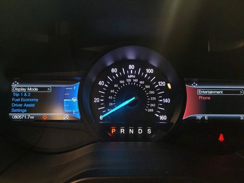 Used 2019 Ford Edge Titanium image 23