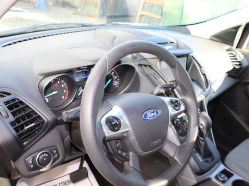 Used 2016 Ford Escape SE w/ Equipment Group 201A image 25