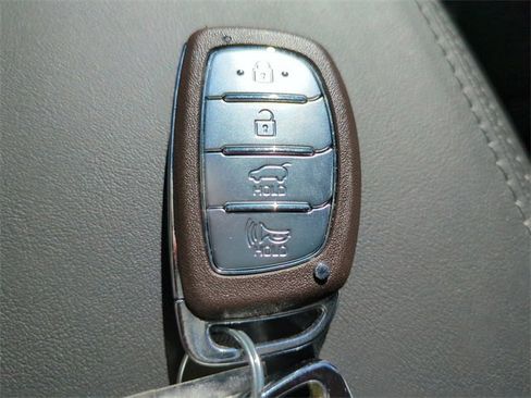 Used 2021 Hyundai Tucson Limited image 35