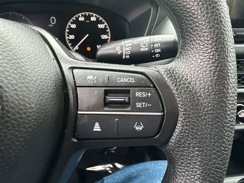 Used 2025 Honda HR-V LX image 34