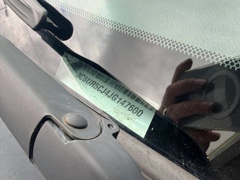 Used 2018 RAM 2500 Tradesman w/ Chrome Appearance Group image 24