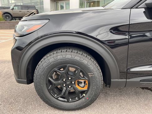 New 2026 Ford Explorer Tremor w/ Tremor Ultimate Package AWD/4WD image 34