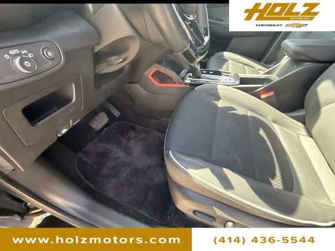 Certified 2023 Chevrolet TrailBlazer RS w/ Sun and Liftgate Package AWD/4WD image 36