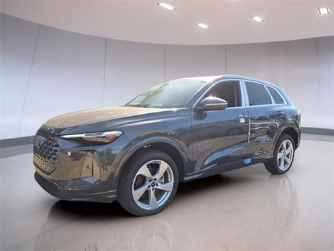 New 2025 Audi Q5 Premium Plus image 4