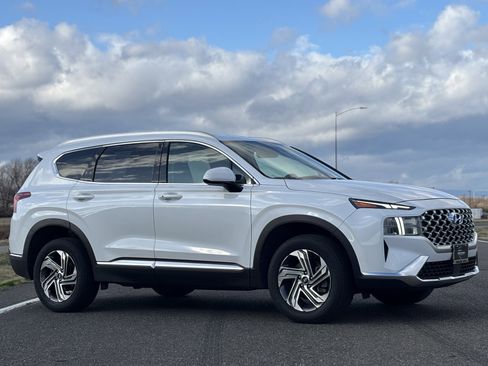 Used 2021 Hyundai Santa Fe SEL image 4