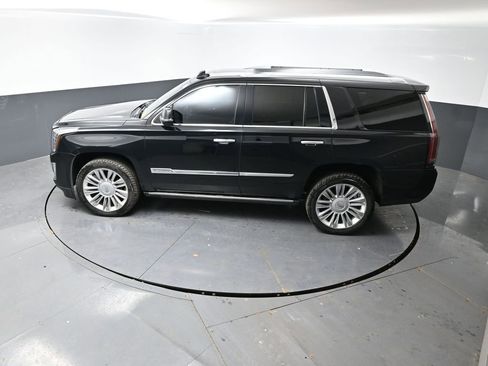 Used 2015 Cadillac Escalade Platinum image 47