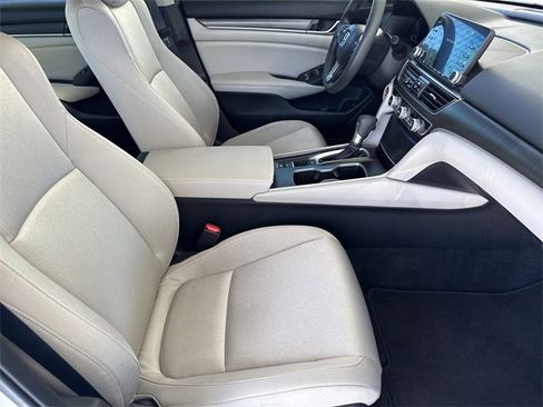 Certified 2020 Honda Accord LX image 33