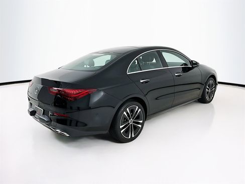 Used 2025 Mercedes-Benz CLA 250 image 8
