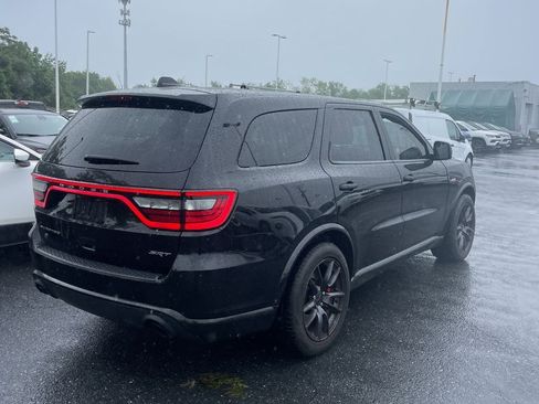 Used 2019 Dodge Durango SRT w/ Technology Group AWD/4WD image 3