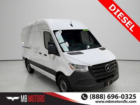 Used 2020 Mercedes-Benz Sprinter 2500 w/ Driver Convenience Package image 2