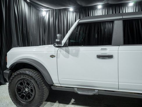 Used 2022 Ford Bronco Wildtrak AWD/4WD image 5
