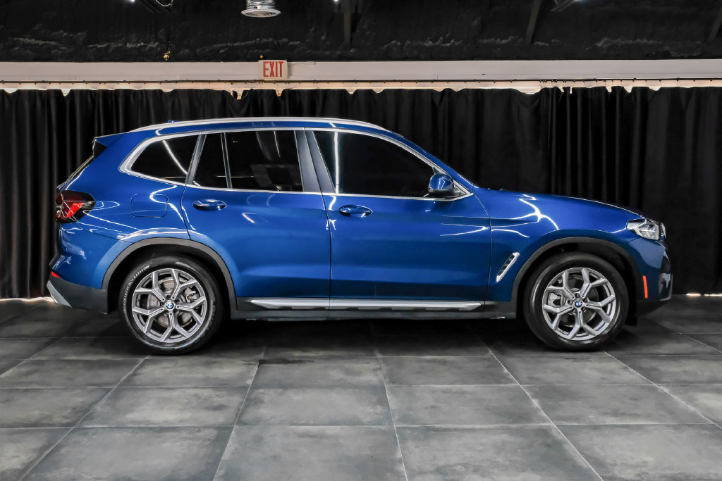 Used 2023 BMW X3 xDrive30i w/ Convenience Package AWD/4WD image 8