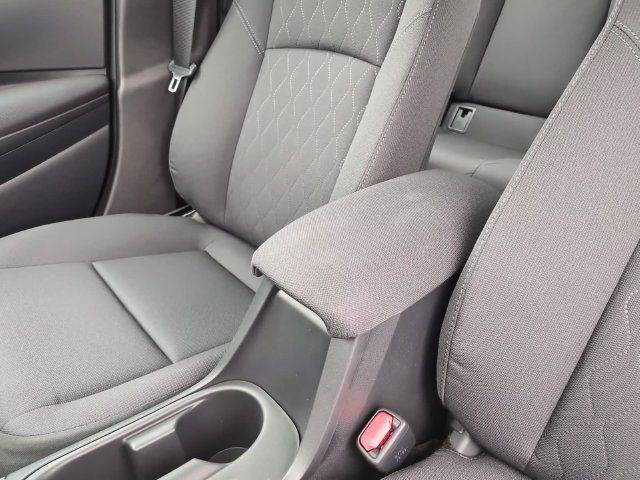 Used 2026 Toyota Corolla LE FWD image 21