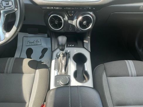Used 2024 Chevrolet Blazer LT w/ Convenience Package FWD image 27