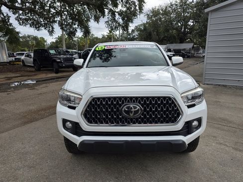 Used 2018 Toyota Tacoma TRD Off-Road image 9