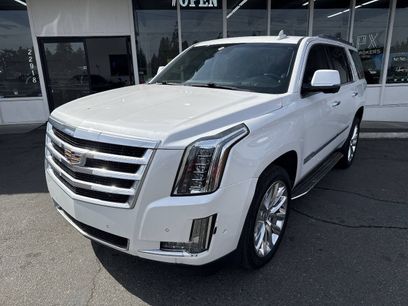 Used 2018 Cadillac Escalade Luxury