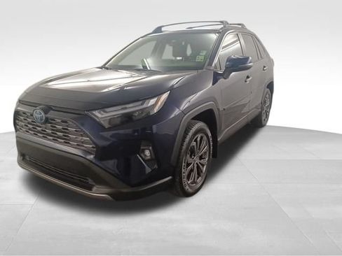 Used 2024 Toyota RAV4 Limited AWD/4WD image 3