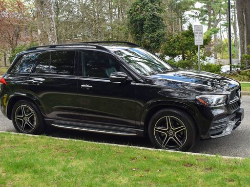 Used 2022 Mercedes-Benz GLE 350 w/ AMG Line Exterior image 10