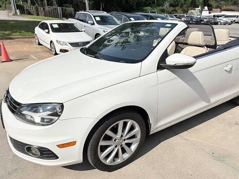 Used 2012 Volkswagen Eos Komfort FWD image 10