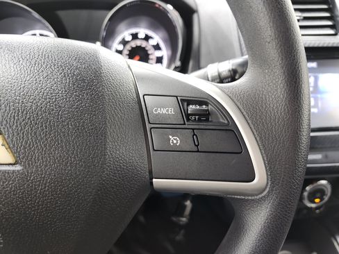 Used 2018 Mitsubishi Outlander Sport LE image 30