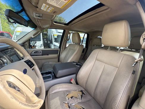 Used 2012 Ford Expedition XLT AWD/4WD image 12