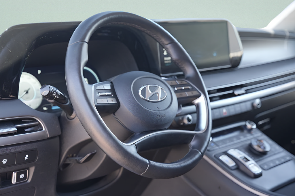 Certified 2023 Hyundai Palisade Limited AWD/4WD image 31