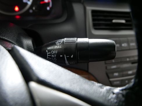 Used 2012 Honda Accord EX-L image 29