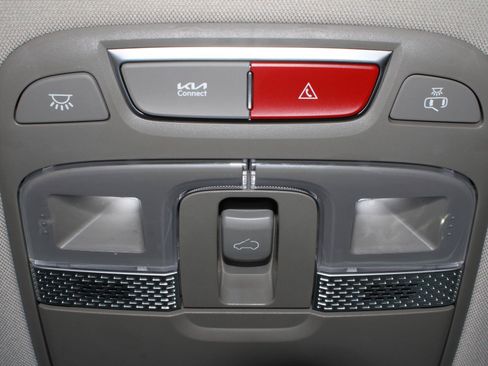 Used 2024 Kia Telluride S w/ S Sunroof Package AWD/4WD image 11