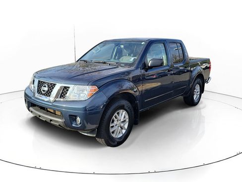 Used 2020 Nissan Frontier SV image 4